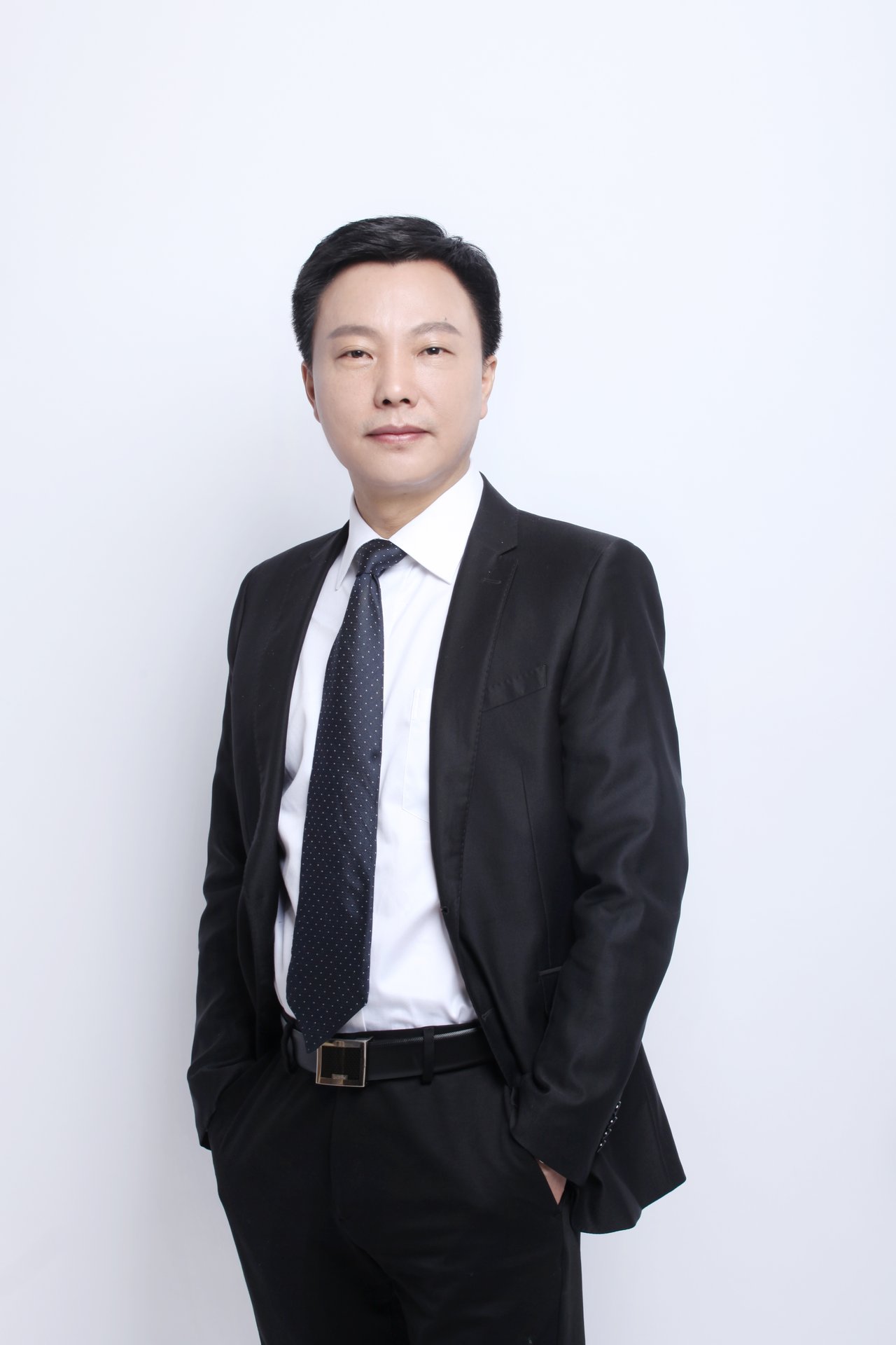 郭曄演員，舞臺內外的真摯情感與小日常