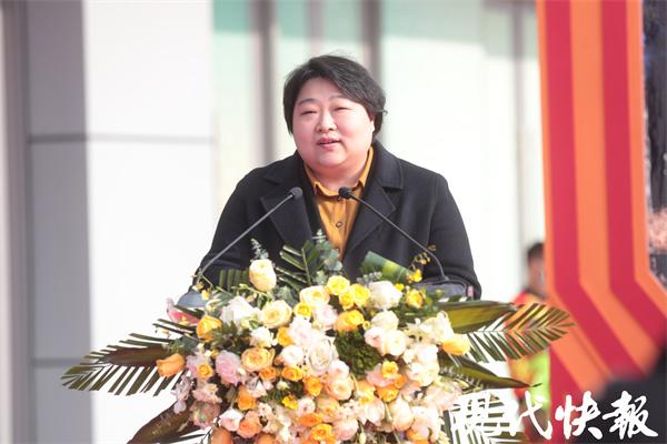 鳳凰股份利好消息頻傳，最新動態(tài)帶來溫暖人心鼓舞的喜訊