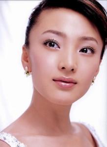 演員國麗娜的彩色生活，愛與陪伴的力量