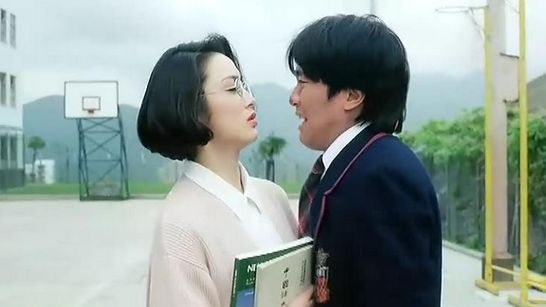 科技重塑經(jīng)典，智能演繹生活新篇章——逃學(xué)威龍1演員表揭秘