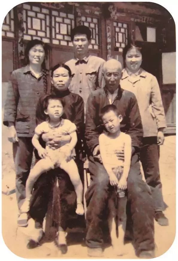 權(quán)謀張鵬飛的最新動(dòng)態(tài)，小巷中的獨(dú)特風(fēng)味探索之旅揭秘