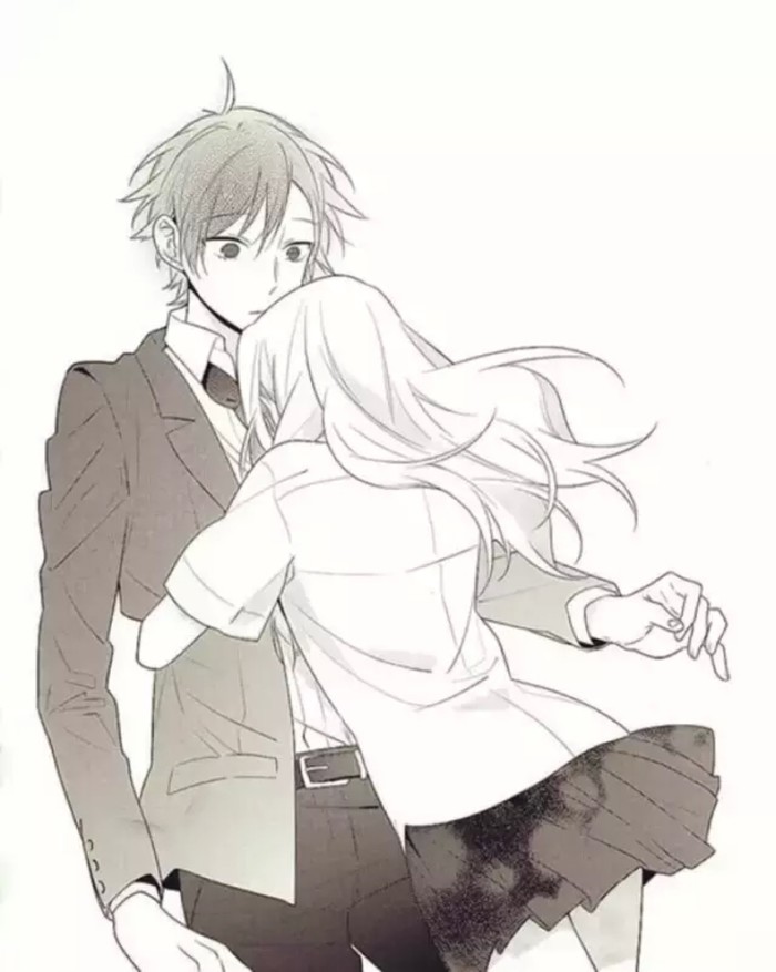 動漫中的男女擁抱瞬間，純真愛情的美麗展現(xiàn)