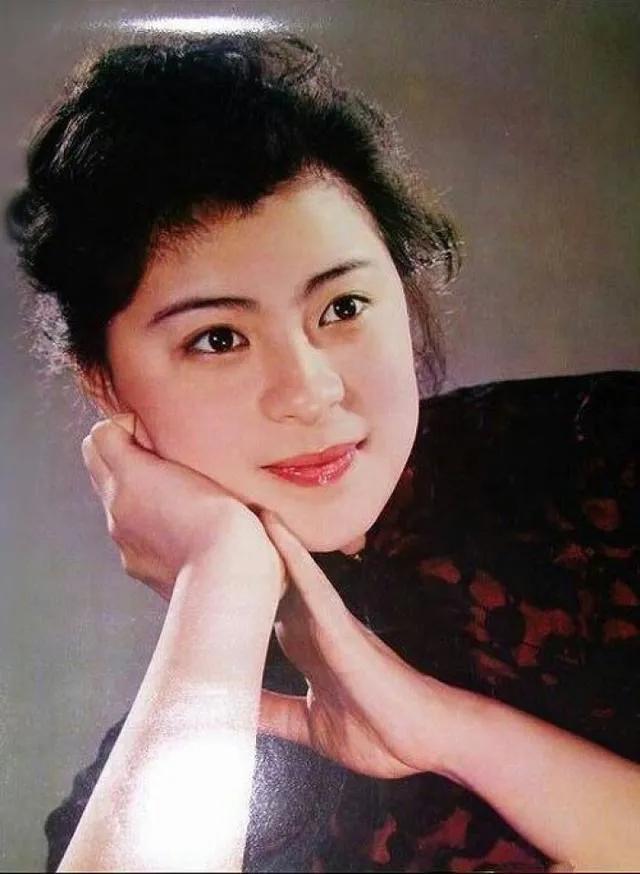 劉佳，星光璀璨的時代巨星演員之路