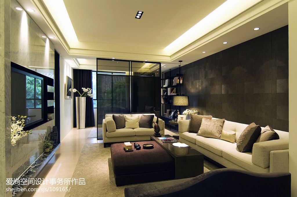 現(xiàn)代裝潢藝術(shù)之旅，自信成就感的理想生活空間打造