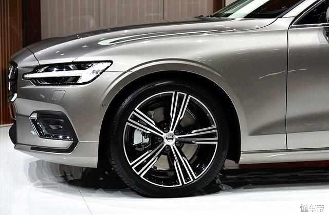 最新靚車，時(shí)代引領(lǐng)者，未來(lái)寵兒之選